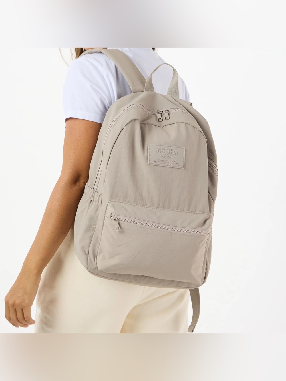 NWOT Aloha Collection Keep It Light Backpack